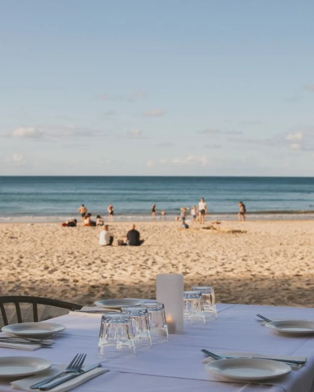 Winter in Noosa isn’t coats and clouds - it’s golden mornings with a warm drink in hand, slow strolls through Hastings Street’s dreamy boutiques, afternoon spritzes at Bistro C and barefoot sunset walks along the boardwalk.
It’s the kind of winter you wish lasted all year. ✨